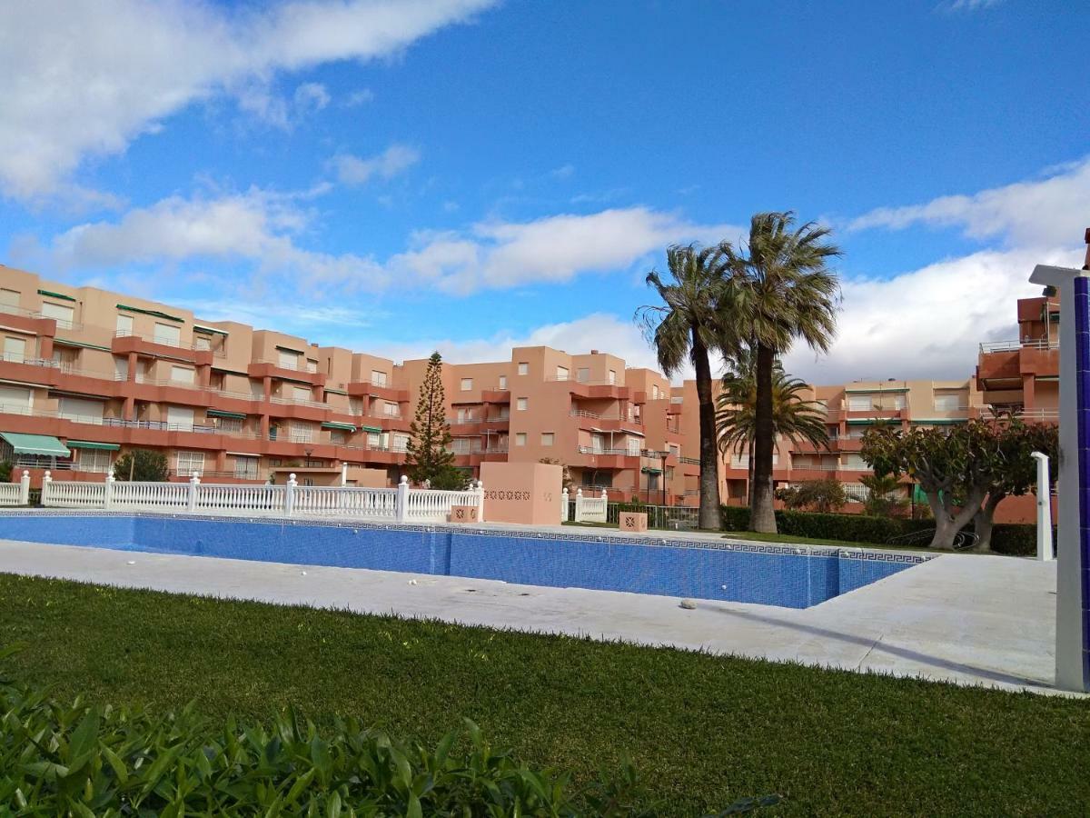 Apartamento a 150 metros del Mar, parking y Wifi Salobrena Bagian luar foto