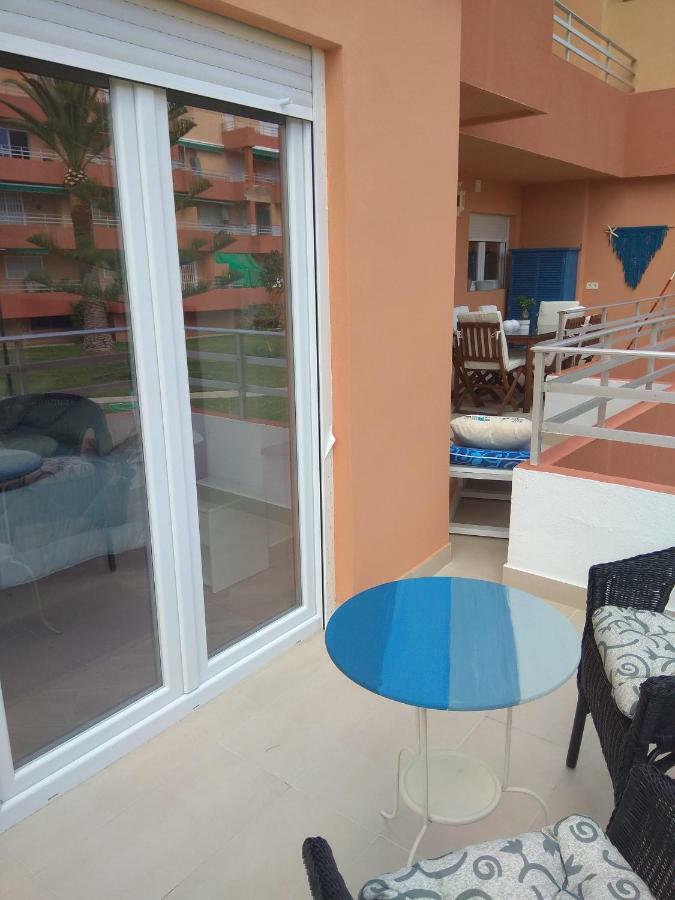 Apartamento a 150 metros del Mar, parking y Wifi Salobrena Bagian luar foto